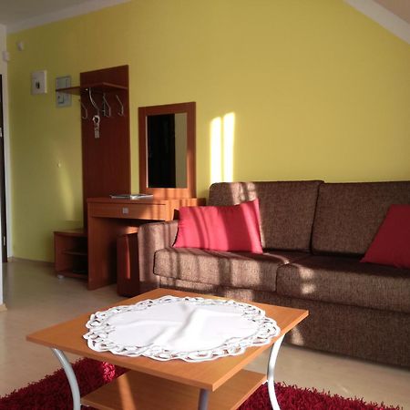 Luxury Apartment Bešeňová Екстериор снимка