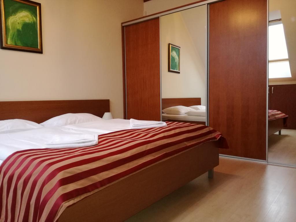 Luxury Apartment Bešeňová Екстериор снимка
