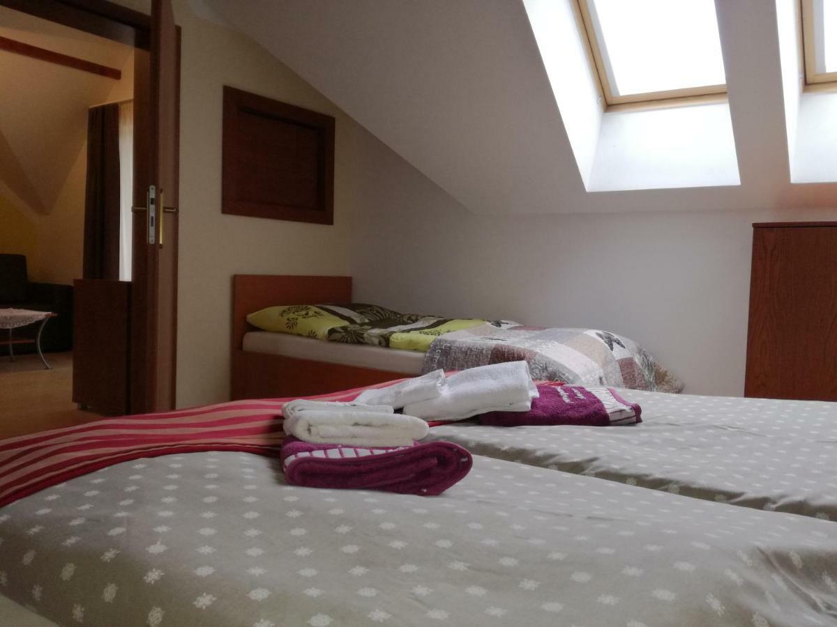 Luxury Apartment Bešeňová Екстериор снимка